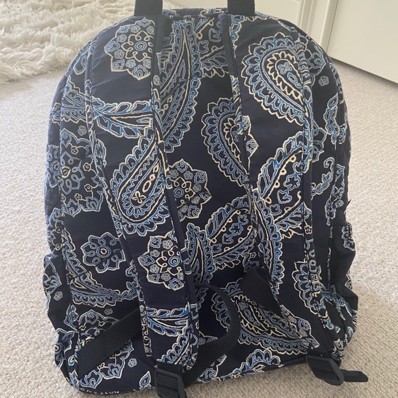Vera Bradley Backpack - Picture 2 of 6